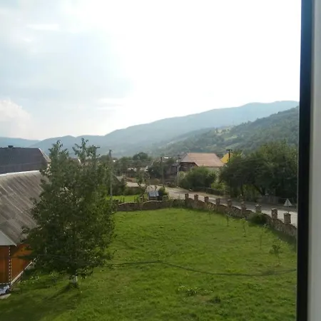 Synevyrske Perehrestya Guest house Synevyr